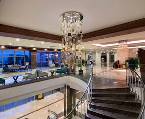 Ramada Resort By Wyndham Kuşadası & Golf  5*