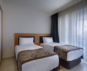 Ramada Resort By Wyndham Kuşadası & Golf  5*