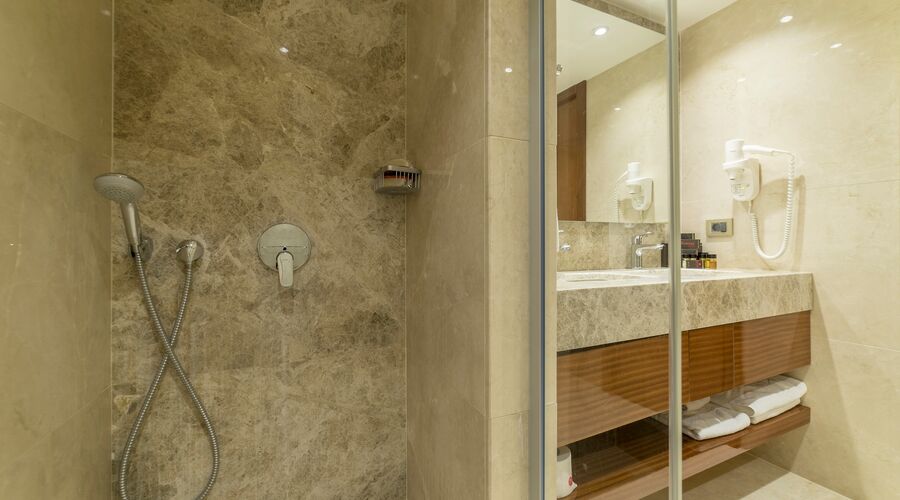 Ramada Resort By Wyndham Kuşadası & Golf  5*