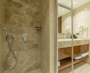 Ramada Resort By Wyndham Kuşadası & Golf  5*