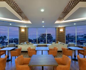 Ramada Resort By Wyndham Kuşadası & Golf  5*