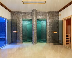 Ramada Resort By Wyndham Kuşadası & Golf  5*