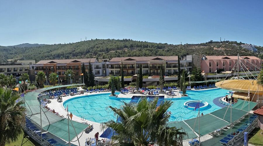 Aqua Fantasy Aquapark Hotel Spa  5*