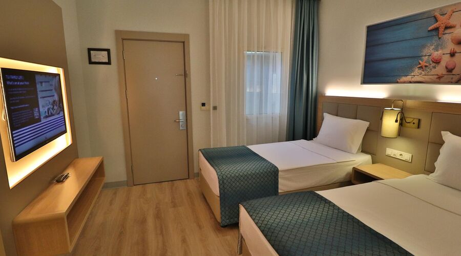 Aqua Fantasy Aquapark Hotel Spa  5*