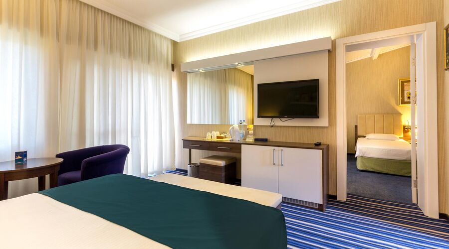 Aqua Fantasy Aquapark Hotel Spa  5*