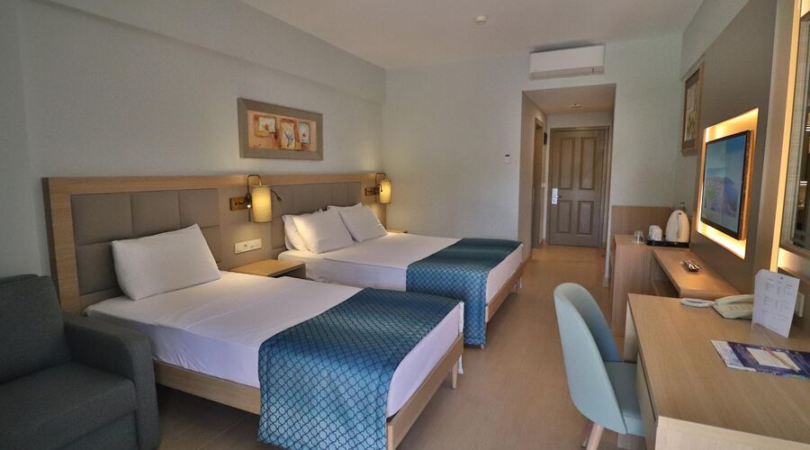 Aqua Fantasy Aquapark Hotel Spa  5*