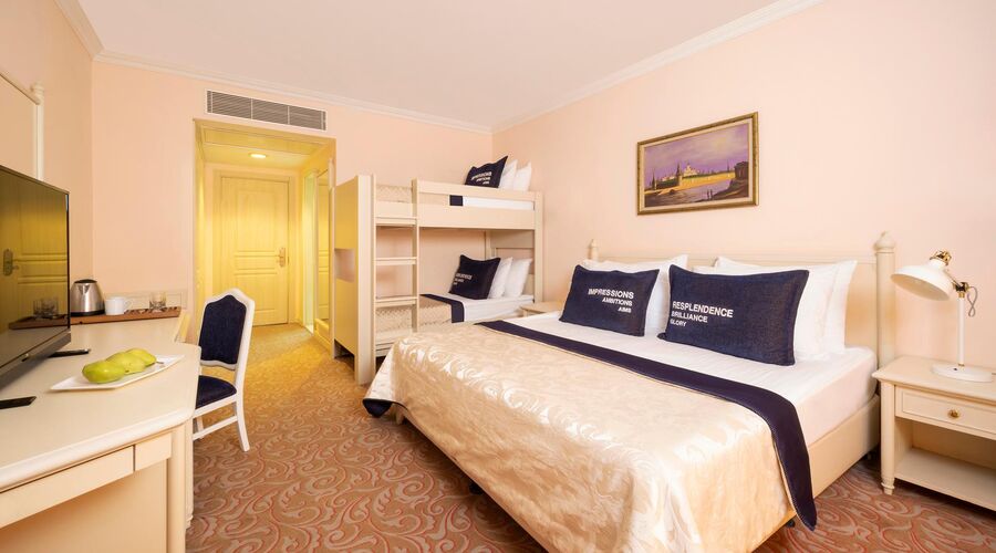 Kremlin Palace Hotel 5*