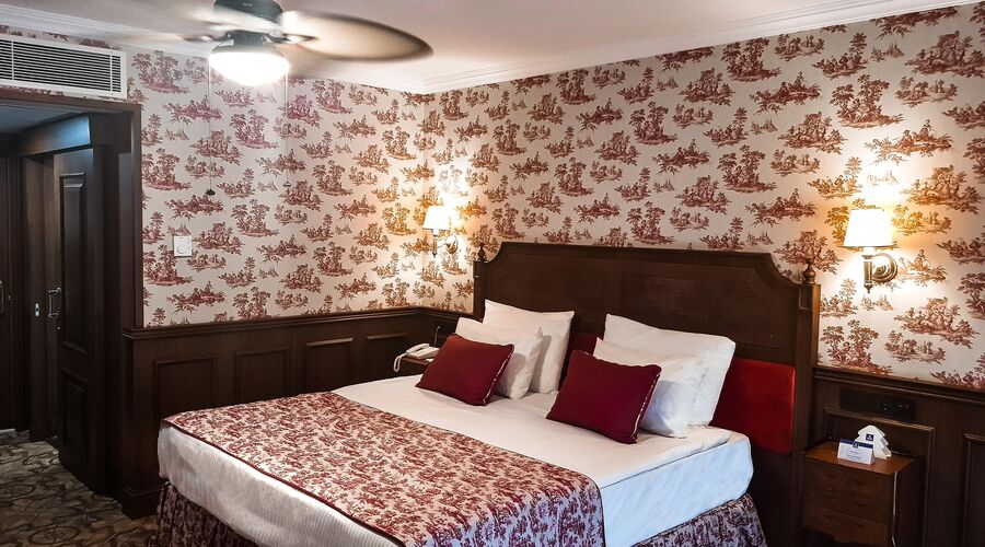 Kremlin Palace Hotel 5*