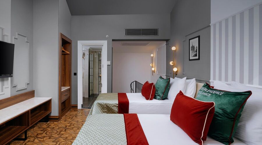 Kremlin Palace Hotel 5*