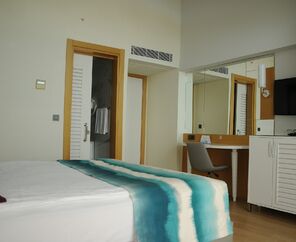 Long Beach Resort Hotel & Spa Deluxe  5*