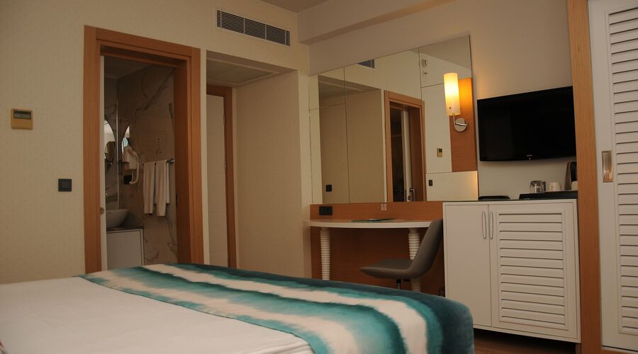 Long Beach Resort Hotel & Spa Deluxe  5*