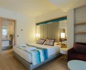 Long Beach Resort Hotel & Spa Deluxe  5*