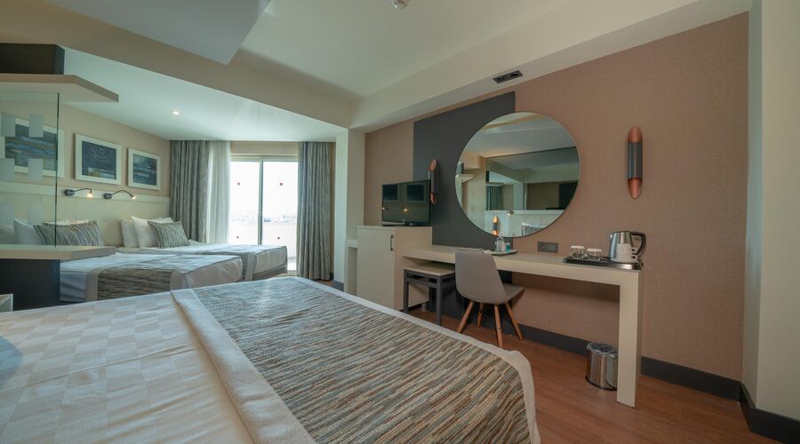 Long Beach Resort Hotel & Spa Deluxe  5*