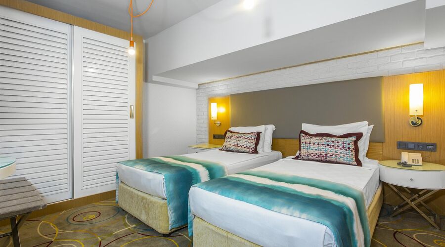 Long Beach Resort Hotel & Spa Deluxe  5*