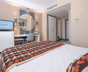 Long Beach Resort Hotel & Spa Deluxe  5*