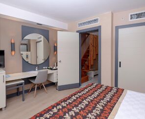 Long Beach Resort Hotel & Spa Deluxe  5*