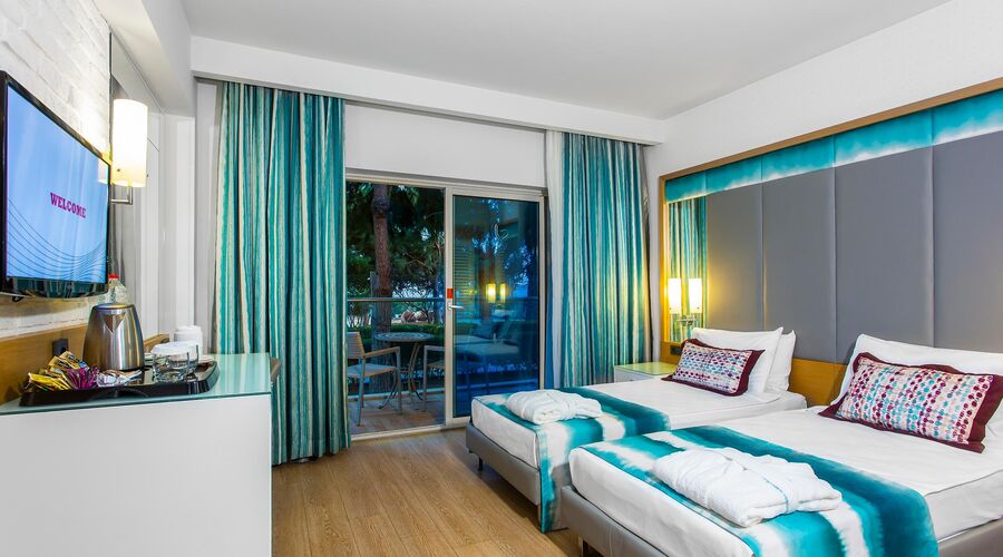 Long Beach Resort Hotel & Spa Deluxe  5*