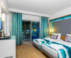 Long Beach Resort Hotel & Spa Deluxe  5*