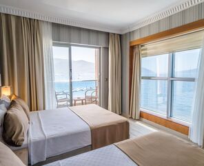 Point Beach Hotel 4*