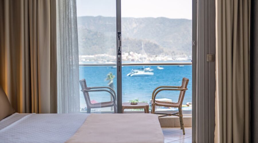 Point Beach Hotel 4*