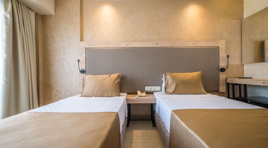 Point Beach Hotel 4*