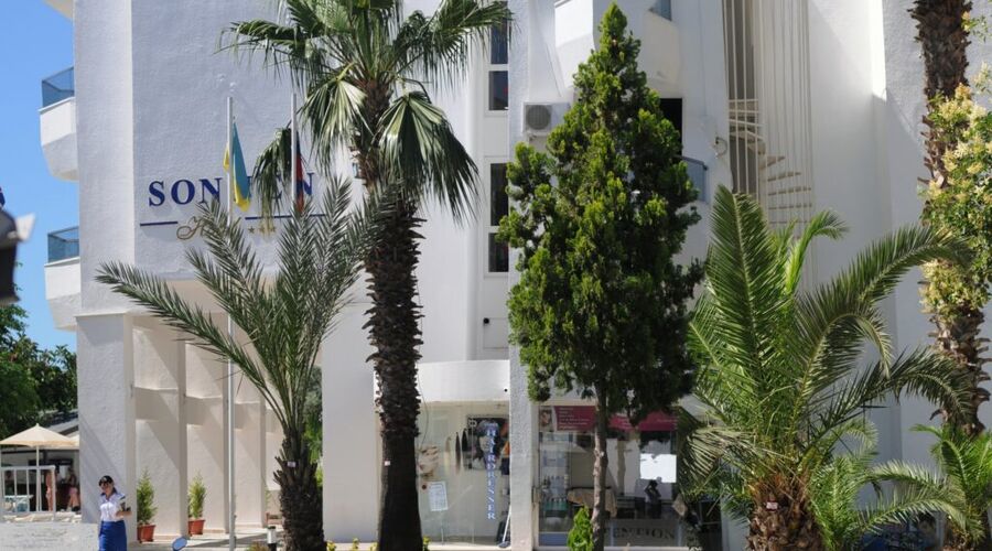 Sonnen Hotel 3*