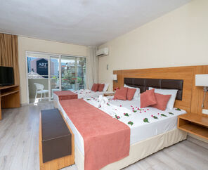 Begonville Hotel 3*