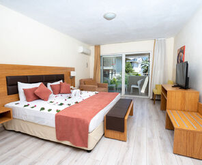 Begonville Hotel 3*