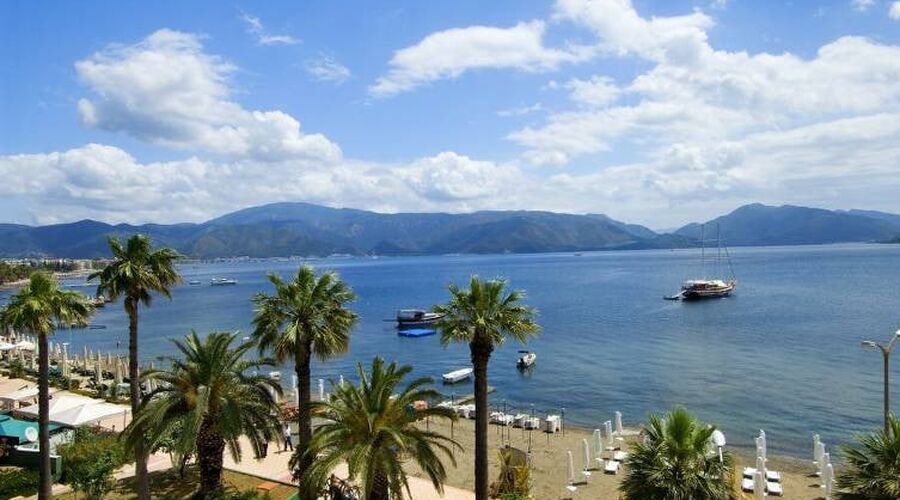 B&B Yüzbaşı Beach Hotel 3*