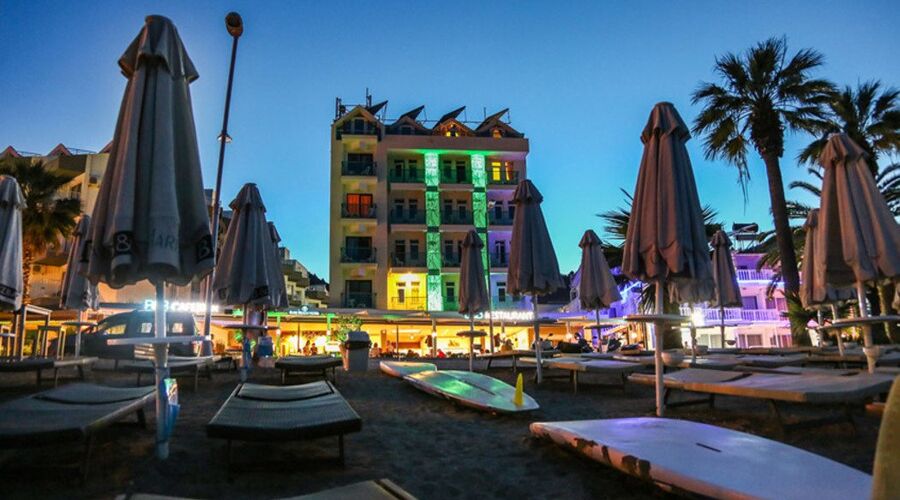 B&B Yüzbaşı Beach Hotel 3*