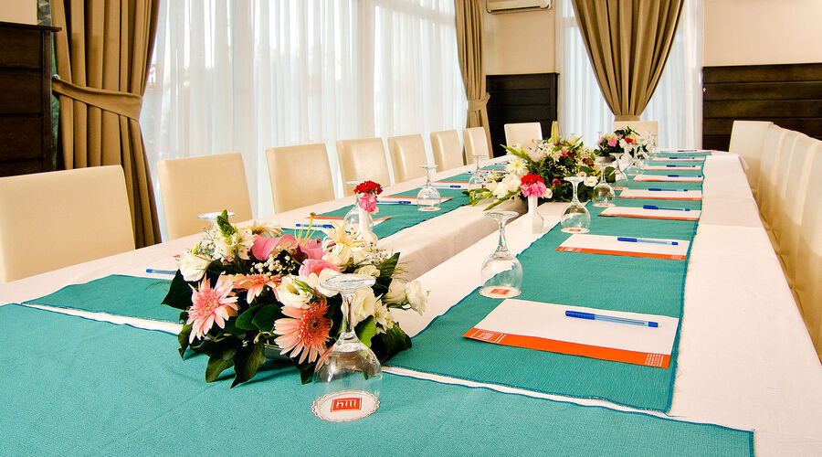 City's Hill Hotel  4*