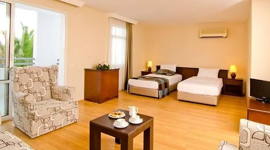 City's Hill Hotel  4*