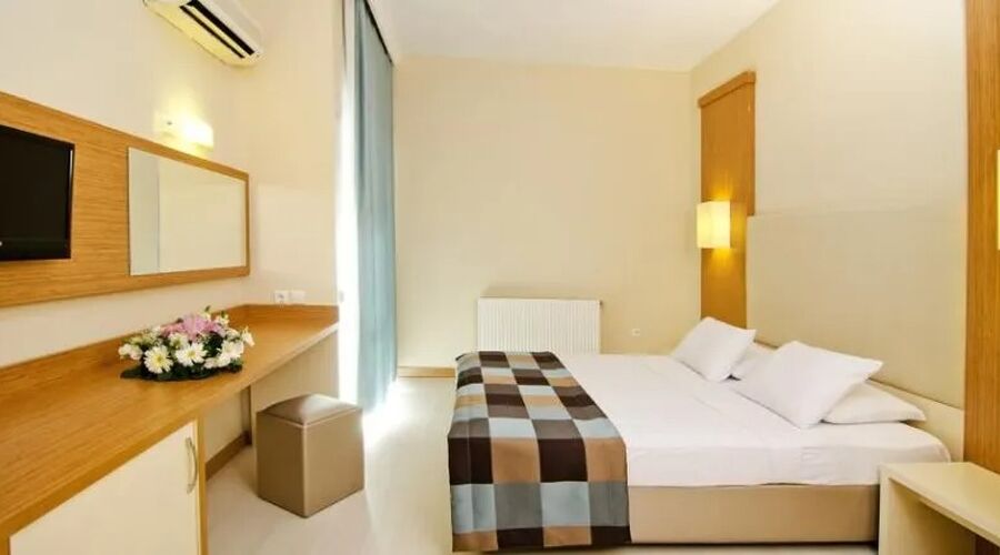 City's Hill Hotel  4*