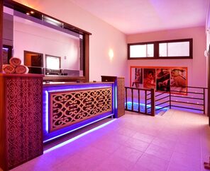 City's Hill Hotel  4*