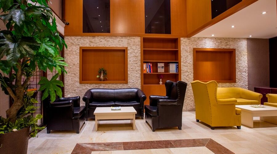 City's Hill Hotel  4*