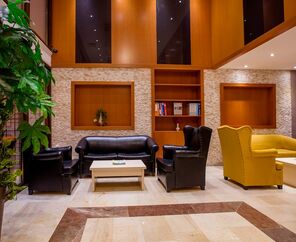 City's Hill Hotel  4*
