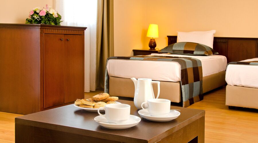 City's Hill Hotel  4*