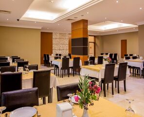 City's Hill Hotel  4*