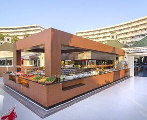 Grand Blue Sky Hotel
