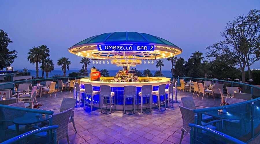 Grand Blue Sky Hotel