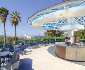 Grand Blue Sky Hotel