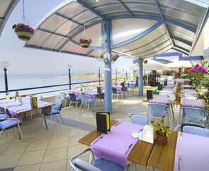 Grand Blue Sky Hotel