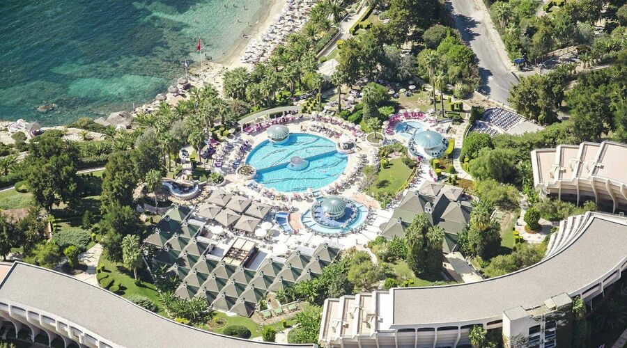 Grand Blue Sky Hotel