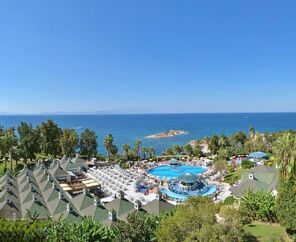 Grand Blue Sky Hotel