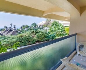Grand Blue Sky Hotel