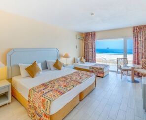 Grand Blue Sky Hotel