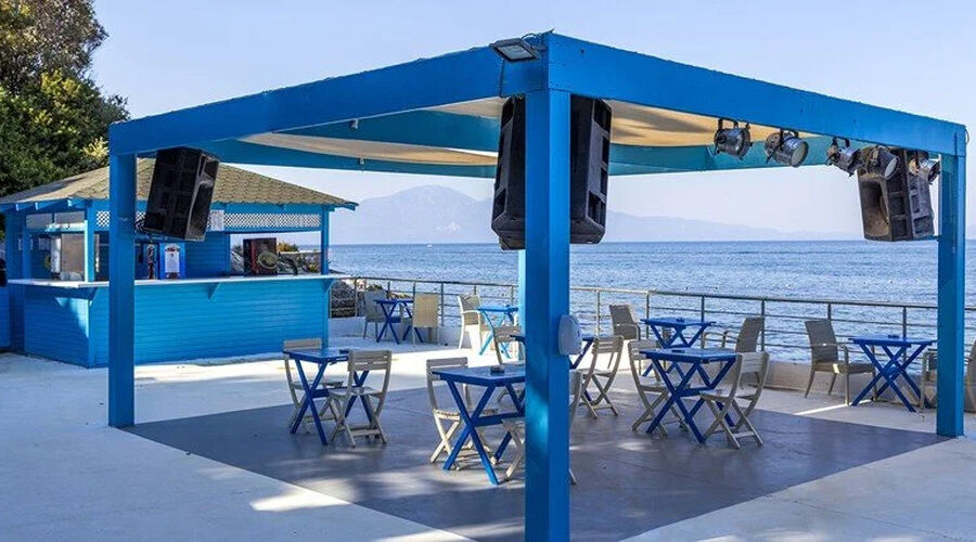 Grand Blue Sky Hotel
