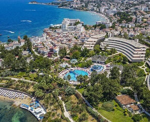 Grand Blue Sky Hotel