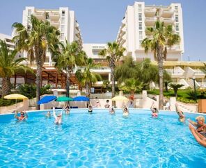 Fantasia De Luxe Hotel  5*