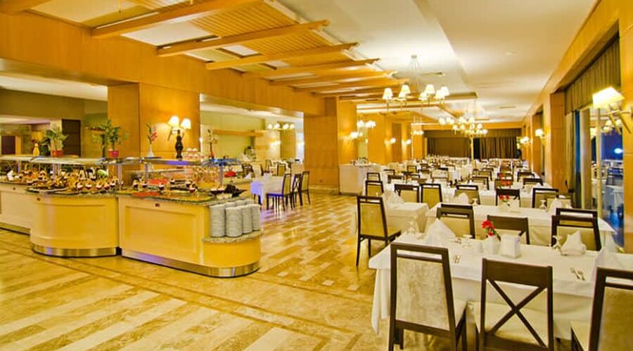 Fantasia De Luxe Hotel  5*